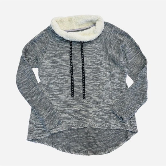 Maurices Gray and Cream Turtleneck Sweater - XL - Picture 1 of 6